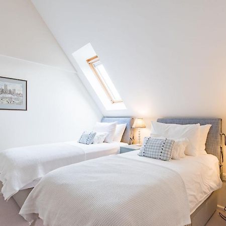 The Loft At Emperor Court By Bloom Stays Canterbury Exterior photo